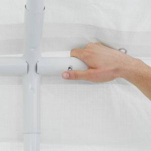 Montage eines Rahmens mit Befestigungselementen, einfache Bedienung.