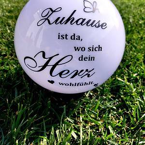 Schöner Spruch auf einem weißen Ballon: